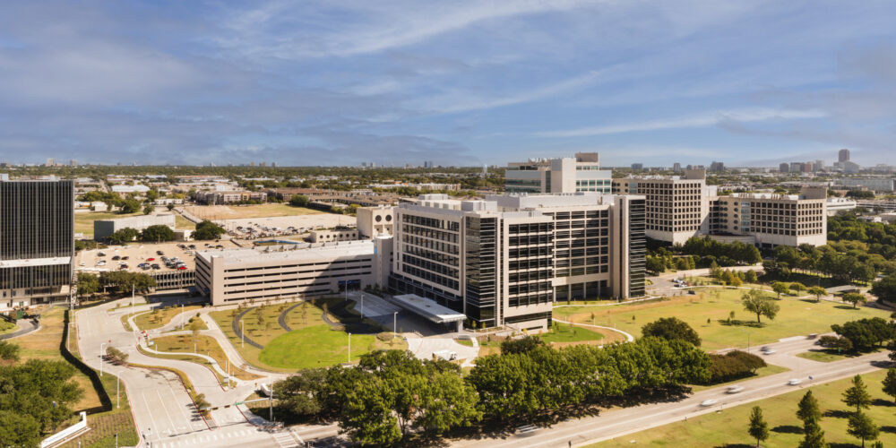 UT Southwestern Medical Center Brain Research and Cancer Care Buildings
